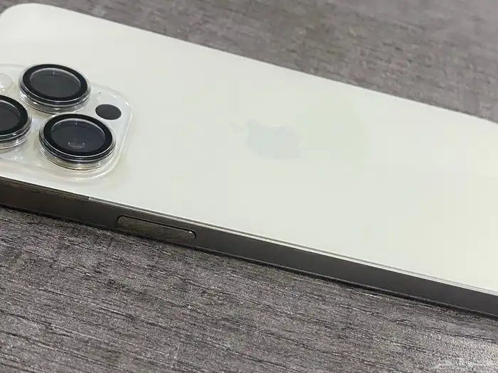 ايفون 14 برو ماكس 4