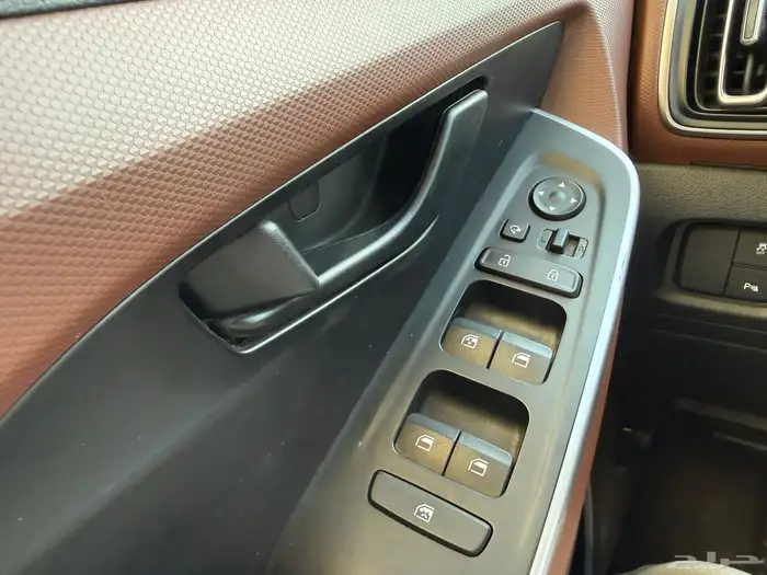 هونداي قراند كاريتا 2024 بحالة الوكالة 7 راكب 17