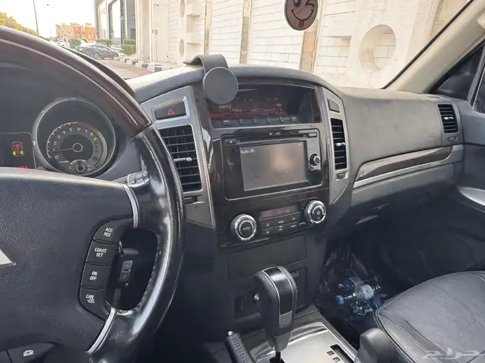 ميتسوبيشي باجيرو 2018 فل كامل 15