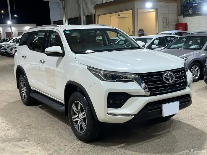 فورشنر 2021 دبل 6 سلندر بنزين عداد قليل 13