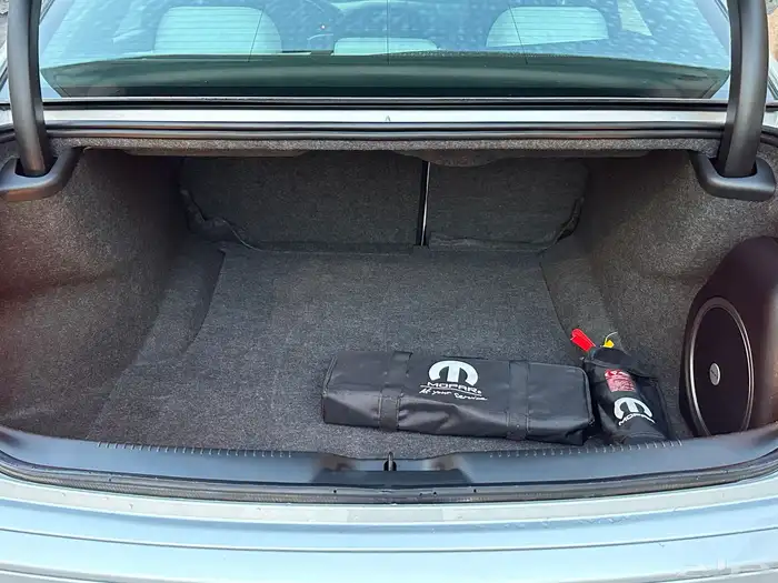 كرايزلر 2021 C300 11