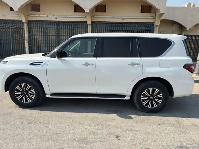 نيسان باترول 2023 xe ممشى 40 الف بدي ومحركات وكالة سوم155 1