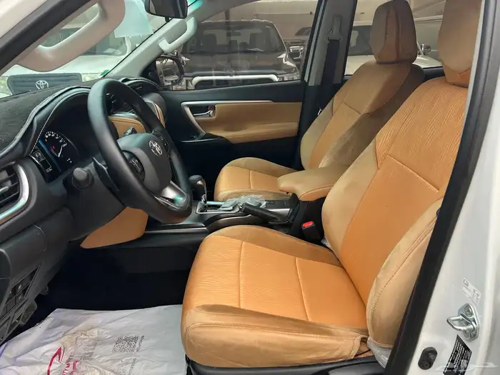 فورتشنر بنزين 2025 فل كامل عداد 19.000 فقط لدى قمة الاطلال 27