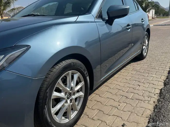 مازدا 3 فل كامل مخزنه بحالة الوكالة 2016 4