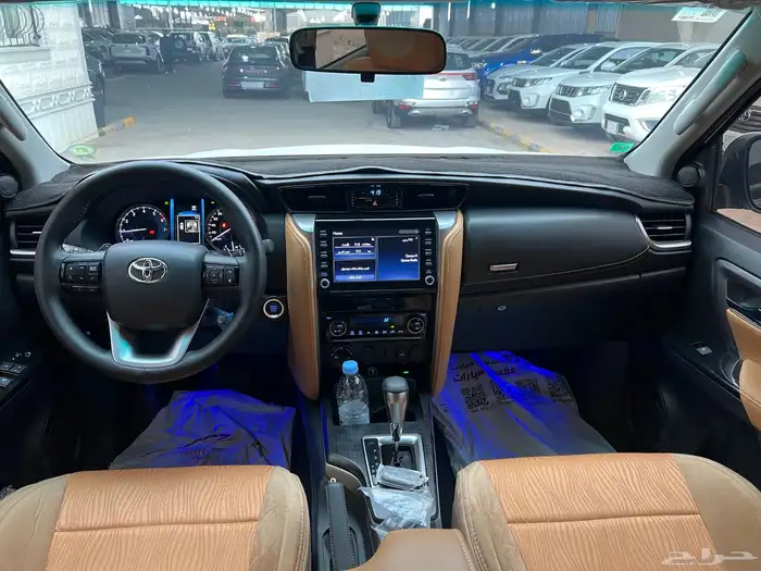 فورتشنر بنزين 2025 فل كامل عداد 19.000 فقط لدى قمة الاطلال 23