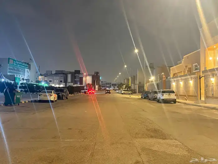 فيلا للإيجار حي الشهداء 3