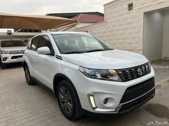 سوزوكي فيتارا 2023 عداد 79.000 دبل دفلك لدى قمة الاطلال 1