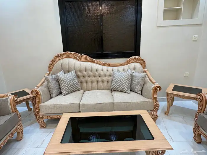 كنب مجلس مع الطاولات 5