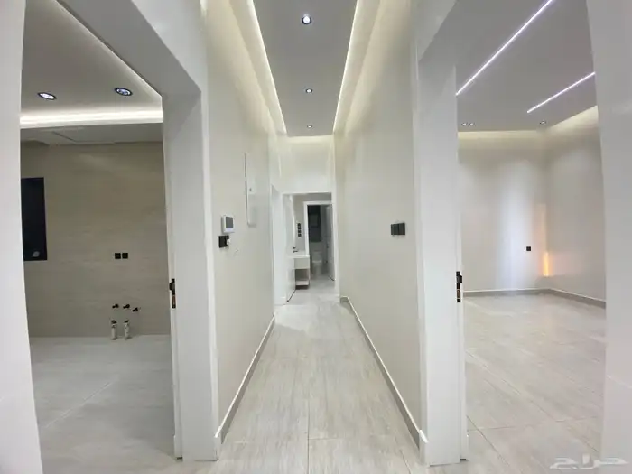 للبيع شقة ارضية مستقله تشطيب VIP بسعر 490 الف 8