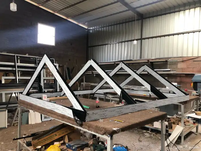 ورشة الاتقان المعدني لجميع أعمال الالمنيوم والحداده 5