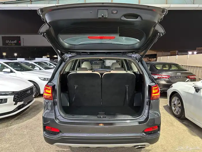 كيا سورنتو 2020 نص فل وكالة مشروط بدي ومحركات 9