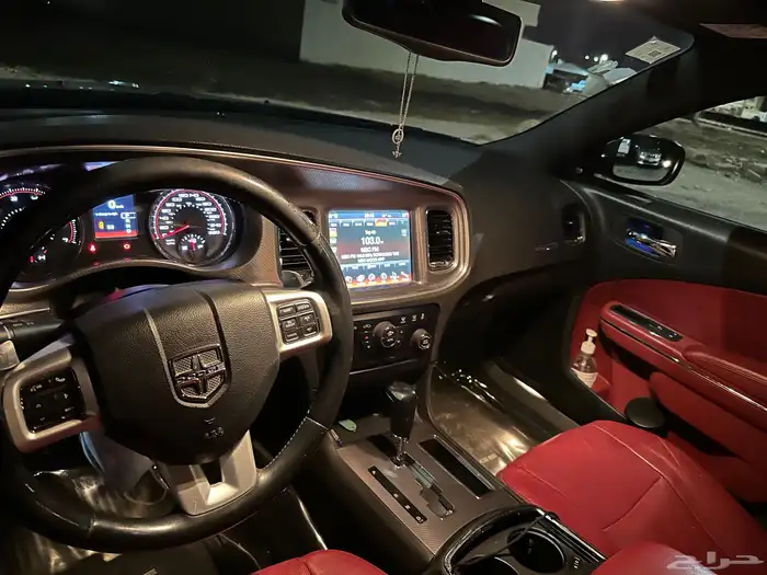 دوج تشارجر R T مشالله نظيفة ومرتبه 1