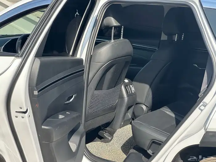 توسان بنزين 2022 نصف فل 8