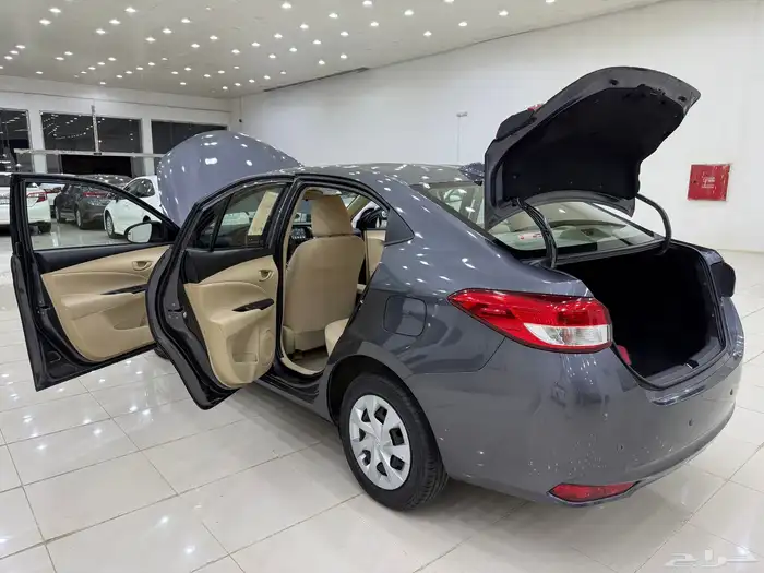 تويوتا يارس 2022 سعودي استاندر 23