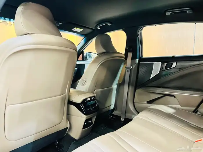 كيا 2022 K8 ( عرض خاص ) 13