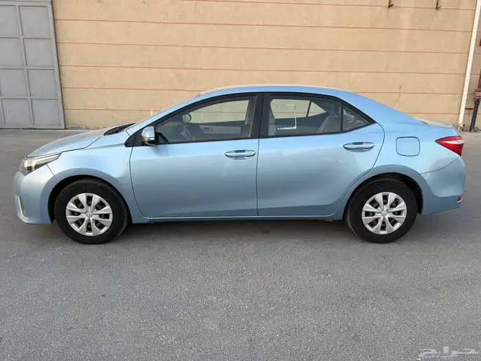 كورولا 2016 XLI - عداد 348 الف كم 3