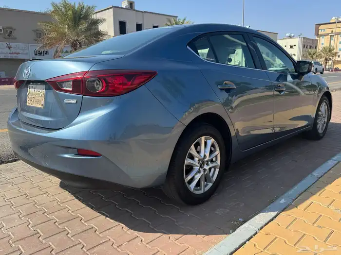 مازدا 3 فل كامل مخزنه بحالة الوكالة 2016 9