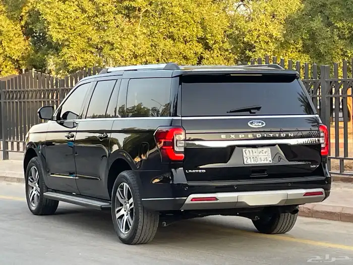 فورد اكسبديشن 2024 ليميتد فل كامل نظيف جدا بحال الوكاله 6