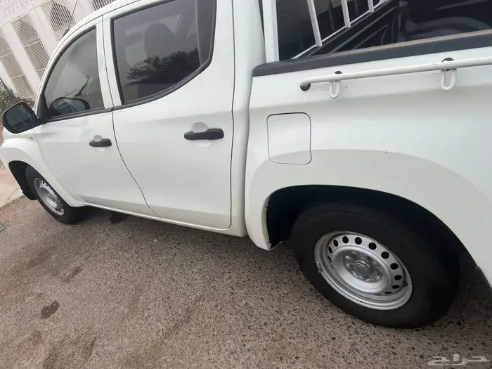 ميتسوبيشي L200 غمارتين 2021 ممشى قليل 9
