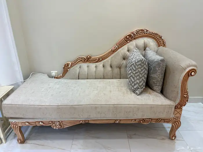 كنب مجلس مع الطاولات 0