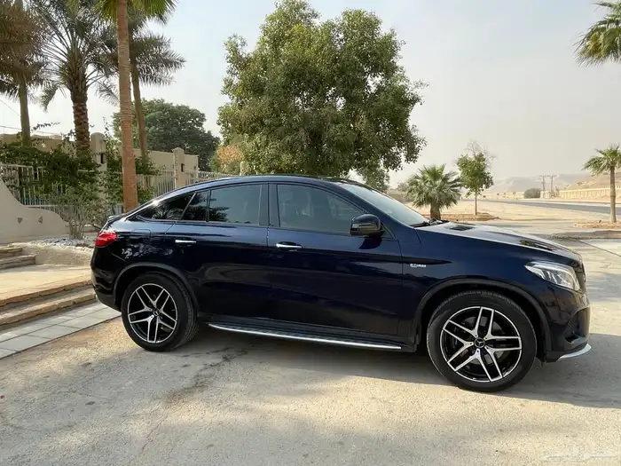 مرسيدس GLE 43 فل كامل للبيع 2017 ممشى قليل 11