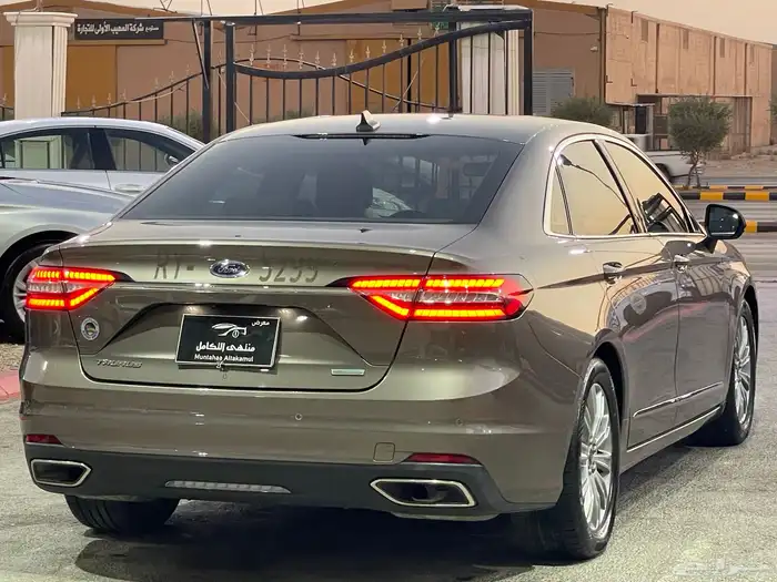 فورد تورس 2020 ممشى 100 الف فقط شرط 5