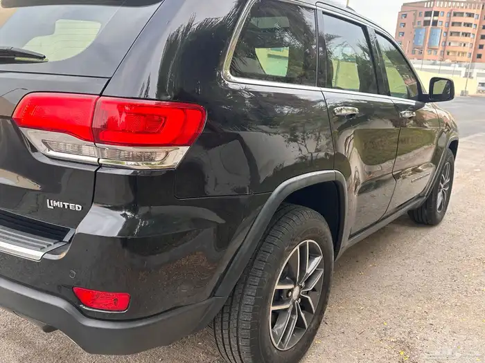 جيب جراند شيروكي 2019 ليمتيد V6 بانوراما نضيف للمستخدم 21