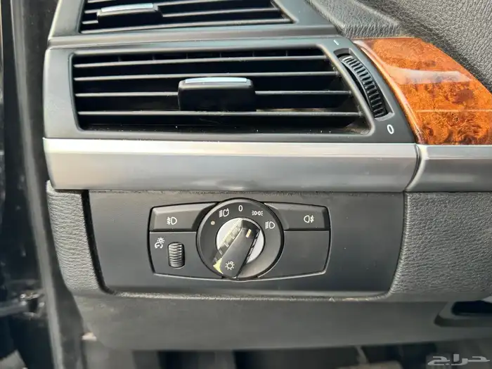 للبيع بي ام دبليو X5 موديل 2009 شبه مخزن 19