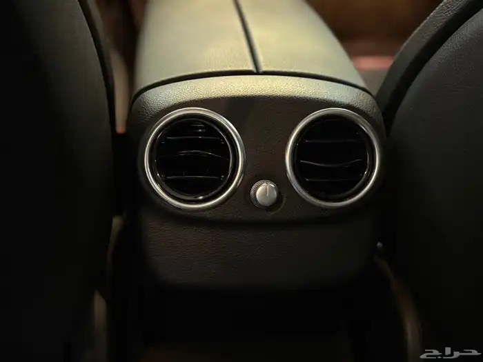 مرسيدس C200 2020 (( بحالة ممتازة )) 20