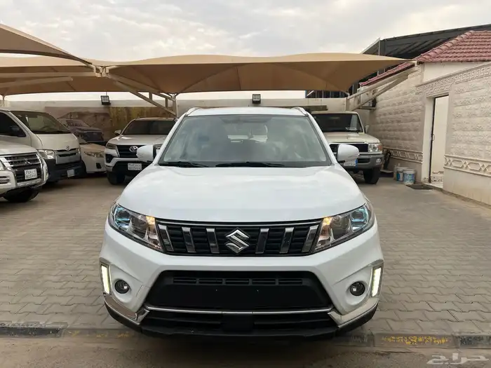 سوزوكي فيتارا 2023 عداد 79.000 دبل دفلك لدى قمة الاطلال 0