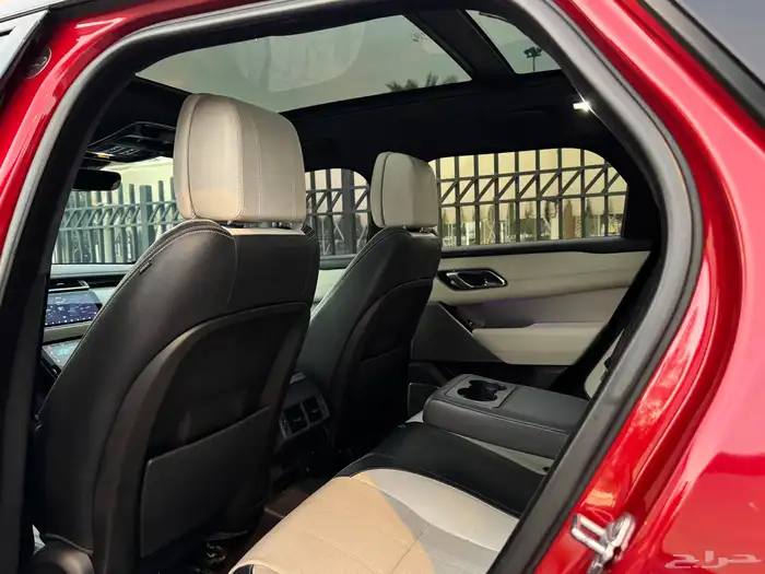 رنج روفر فيلار موديل 2018 ( بحالة ممتازة ) 33