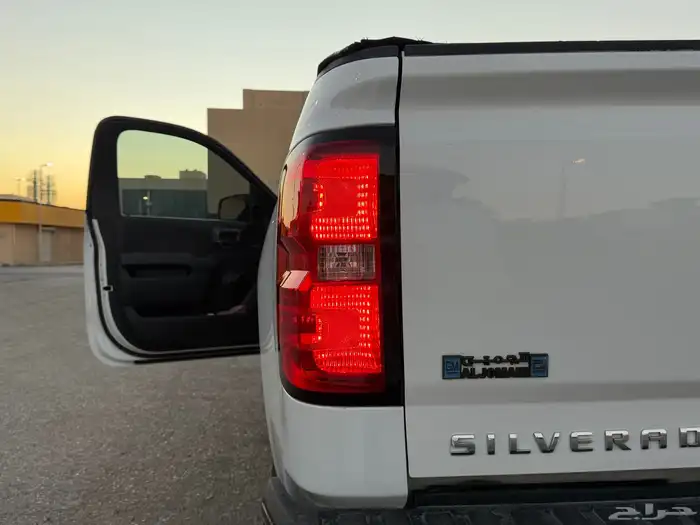 شيفرولية سيلفرادو 2017 بدون دبل 6 سلندر 10