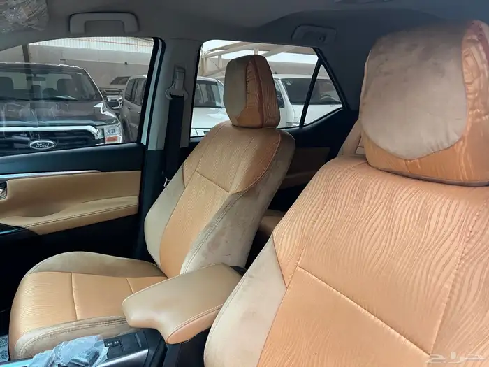 فورتشنر بنزين 2025 فل كامل عداد 19.000 فقط لدى قمة الاطلال 28