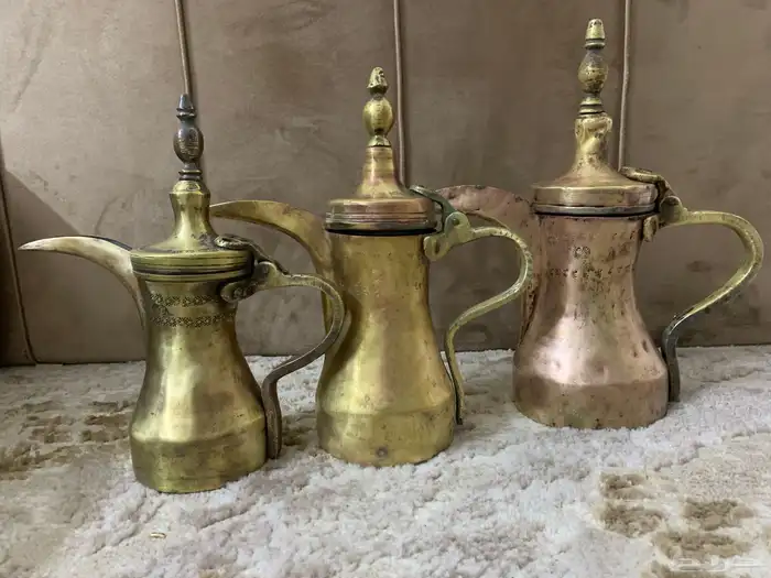 ثلاث دلال تراثيه نادره قريشيات بحاله جيده لمحبي التراث 17