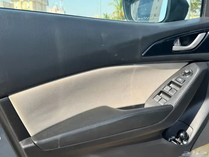 مازدا 3 فل كامل مخزنه بحالة الوكالة 2016 22