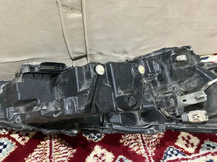 شمعه لكزس 2020 0