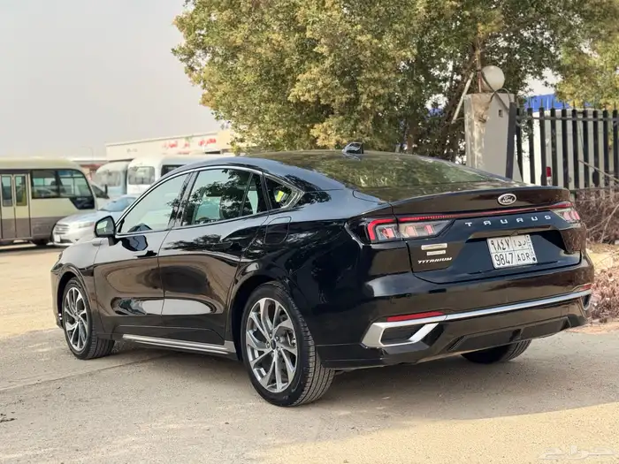 فورد توروس 13