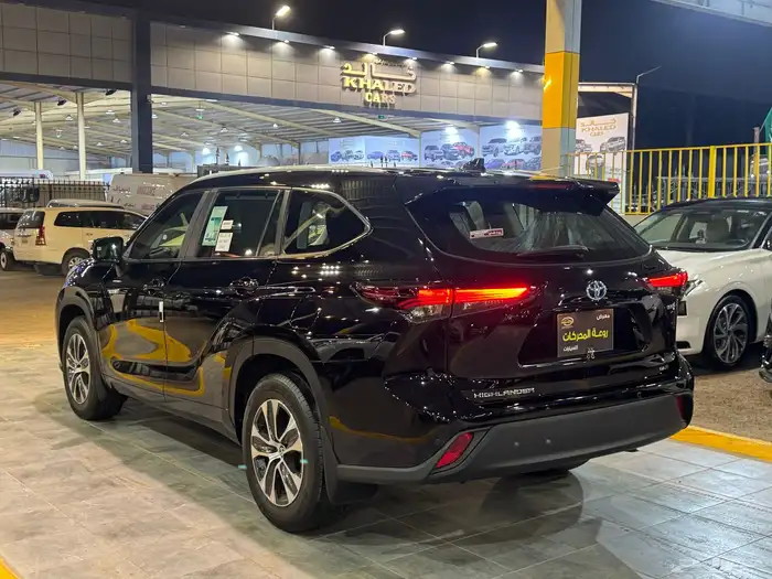 تويوتا هايلاندر GLE نص فل 3