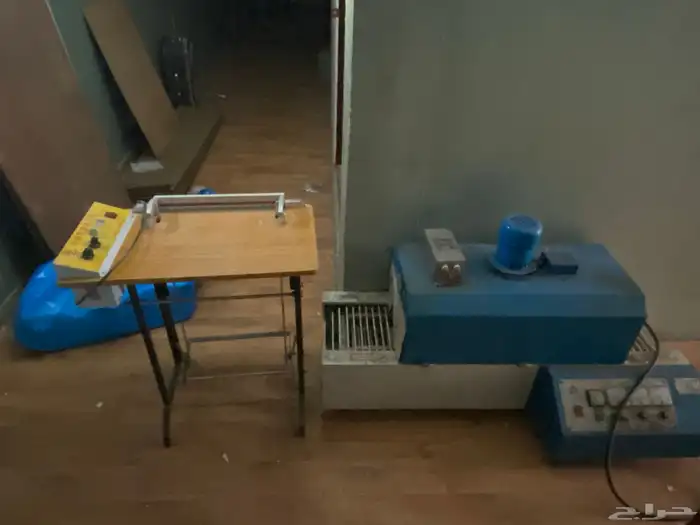 اثاث عماره عباره عن مكاتب و خزان ومكيفات وغيرها 10