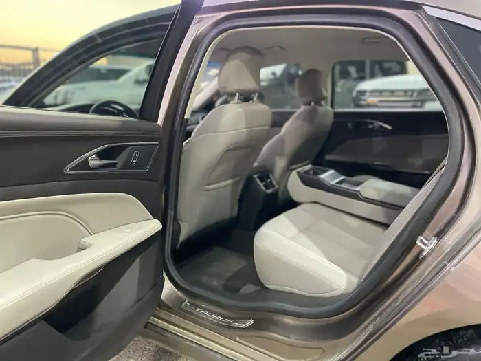 فورد تورس 2020 ممشى 100 الف فقط شرط 11