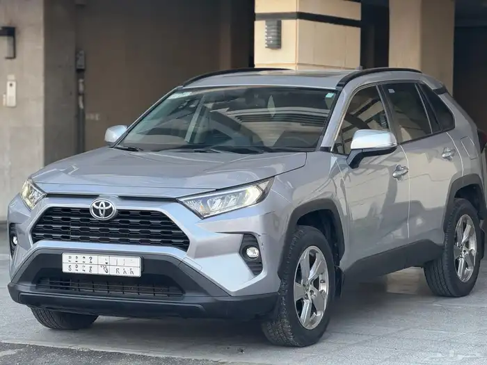 تويوتا راف فور 2021 فل كامل 8