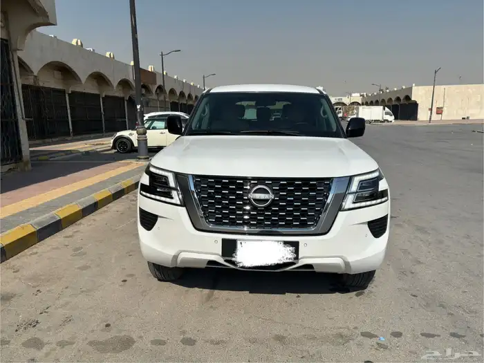نيسان باترول 2023 xe ممشى 40 الف بدي ومحركات وكالة سوم155 2