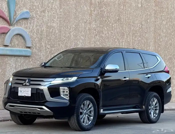 مستبيشي مونتيرو 2020 بحالة ممتازة 2