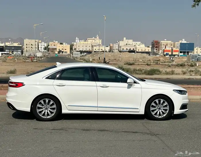 فورد توروس 5