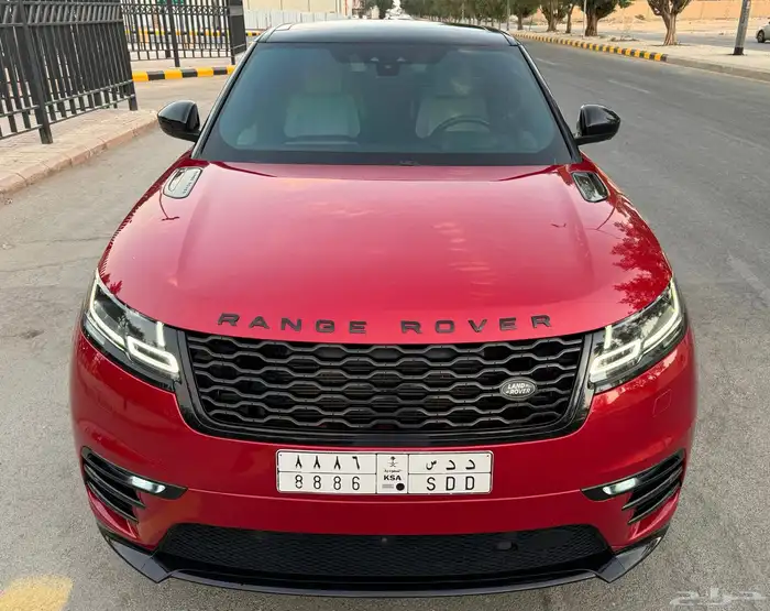 رنج روفر فيلار موديل 2018 ( بحالة ممتازة ) 2