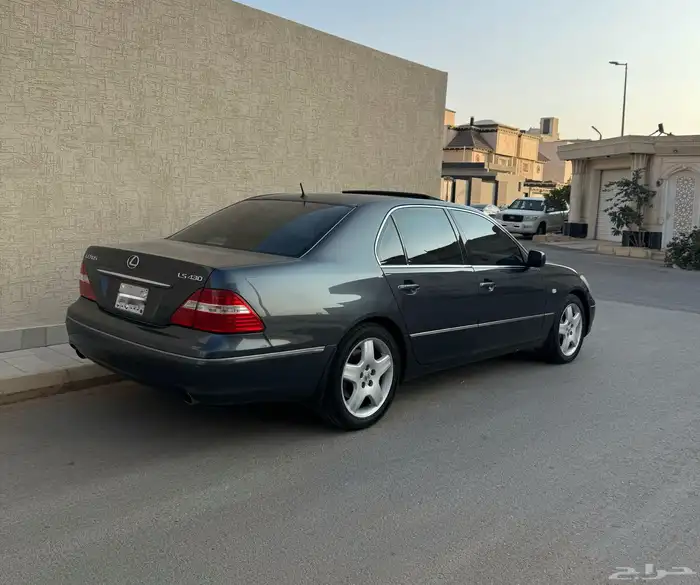 لكزس LS امريكي 2006 3