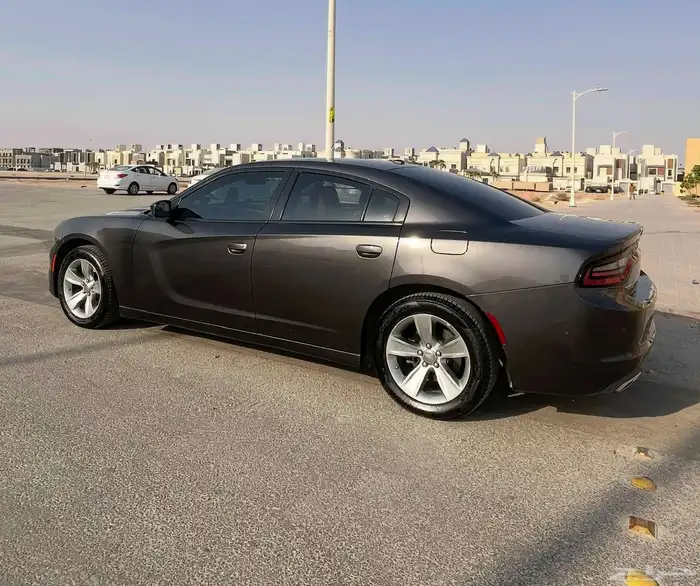 للبيع دودج تشارجر 2021 1