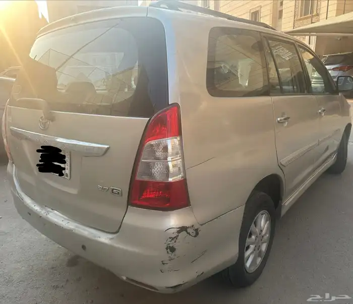 إنوفا 2012 مكينة 2.7 الفئة العالية للبيع 7