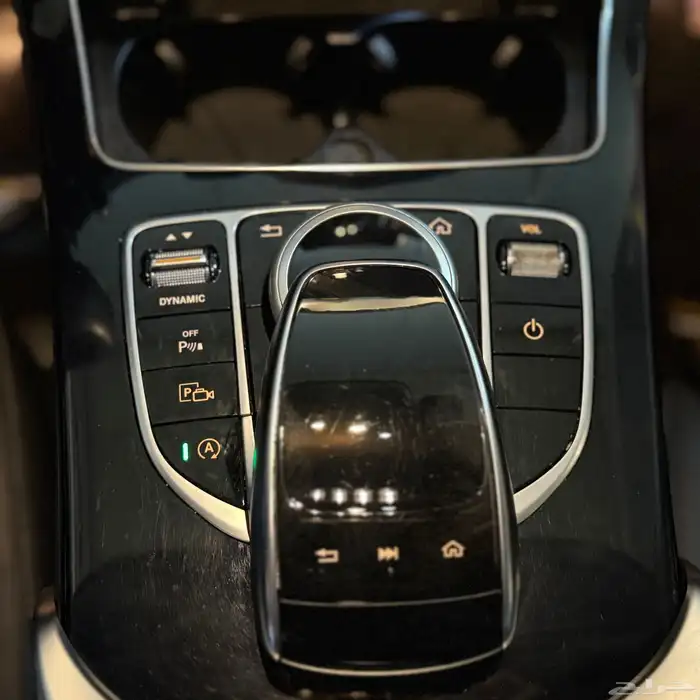 مرسيدس C200 2020 (( بحالة ممتازة )) 22