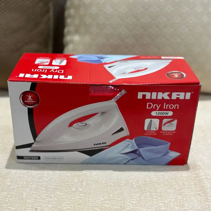 مكواة ملابس ماركة نيكاي جافة بقوة 1200 واط. 0